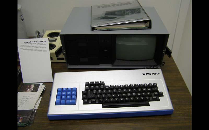 Kaypro 10 (1980s) | The first practical portable computer, Kaypro重25磅，9英寸的屏幕比Obsorne有了很大的改进. The Kaypro was used by Northwest's computing services department, now the Office of Information Technology. (Courtesy of the Jean Jennings Bartik Computing Museum)