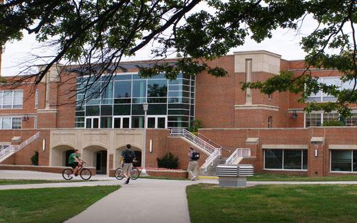 The renovation of the Student Union in 1999 dramatically changed the face of the west side of the building, adding an outdoor patio and a wall of windows to allow more natural sunlight into the building.
